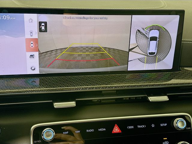 Thumbnail: 2026 Genesis GV80 - 13