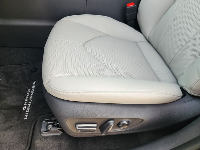 2026 Toyota Grand Highlander Platinum White at Cook Ford