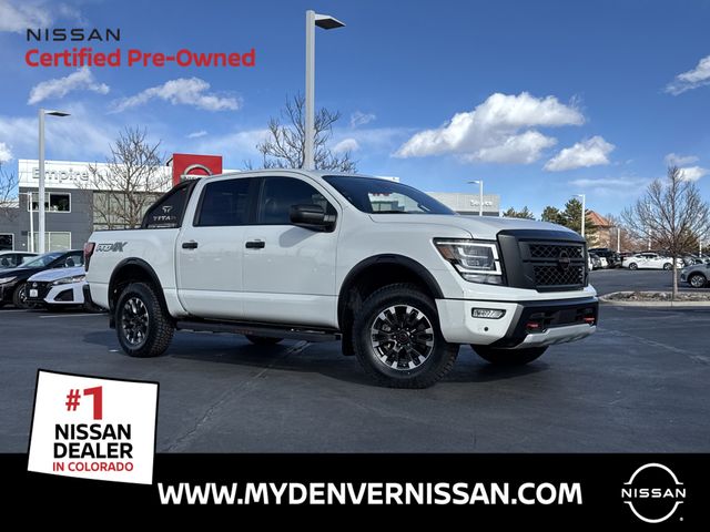 2023 Nissan Titan PRO-4X Crew Cab 4WD