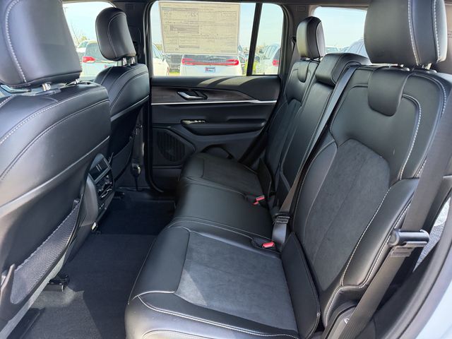 new 2026 Jeep Grand Cherokee car, priced at $37,455