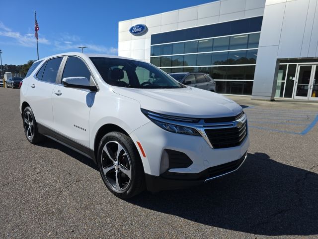 2022 Chevrolet Equinox LT FWD with 1LT