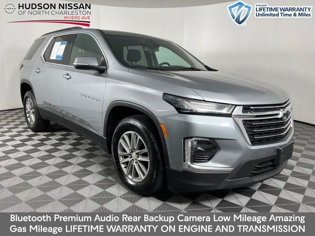 Sterling Gray Metallic 2023 Chevrolet Traverse SUV / Crossover Four-Wheel Drive 9-Speed Automatic