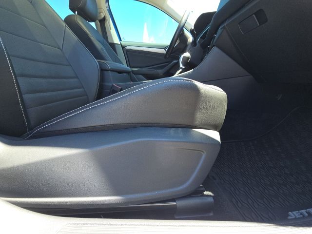 2023 Volkswagen Jetta 1.5T SE:44337B