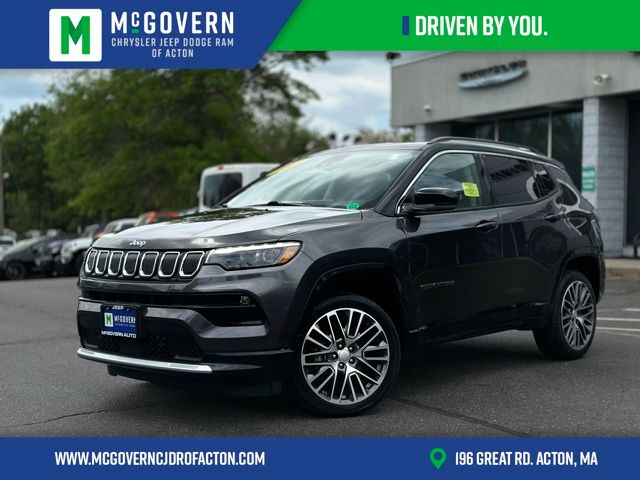 Gray (Granite Crystal Metallic Clearcoat) 2022 Jeep Compass Limited 4WD SUV / Crossover Four-Wheel Drive 9-Speed Automatic