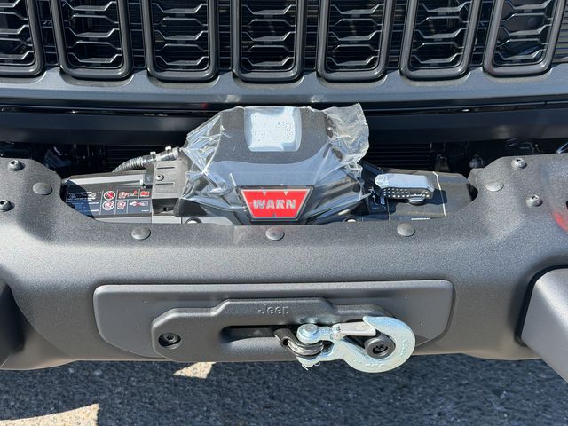 new 2026 Jeep Gladiator car, priced at $57,100