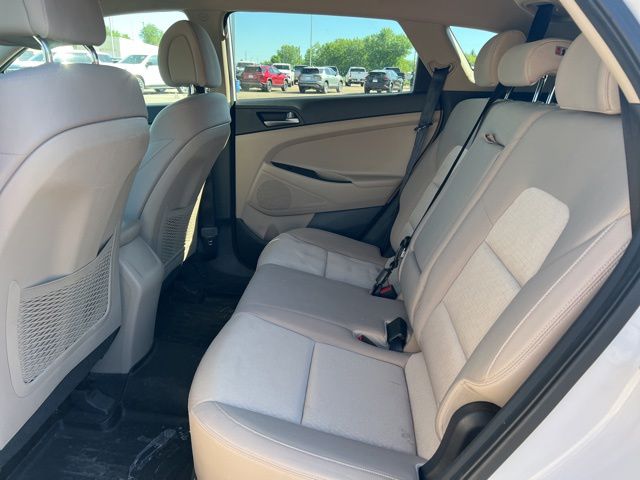 2016 Dazzling White Hyundai Tucson Sport AWD SUV