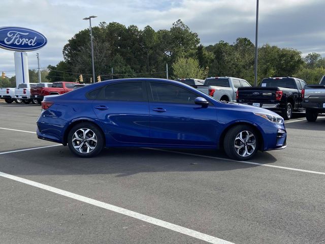 2021 Kia Forte LXS 2