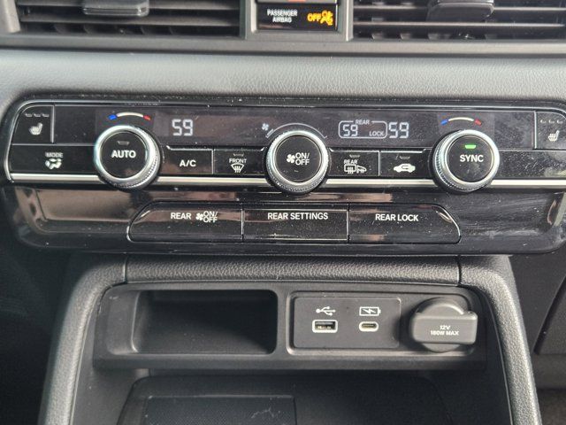 used 2025 Honda Pilot car, priced at $42,725