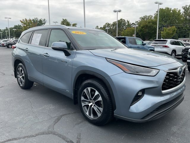 Used 2021 Toyota Highlander Hybrid SUV
