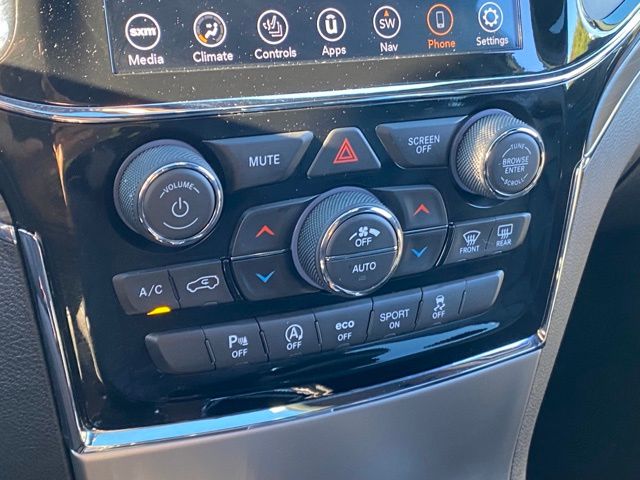 used 2021 Jeep Grand Cherokee car, priced at $19,948