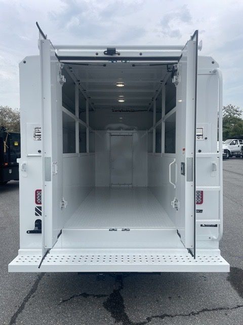 2025 Ford Transit-350 Cutaway 