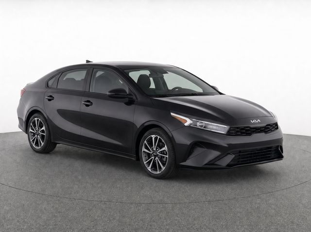 2024 Kia Forte LXS FWD