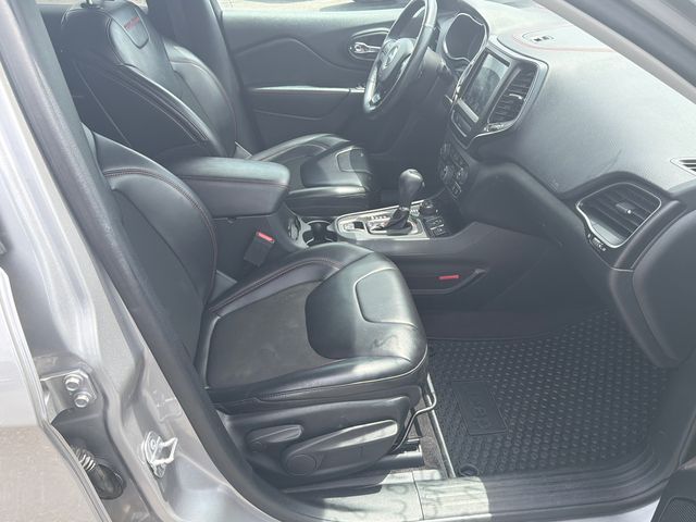 Used 2019 Jeep Cherokee SUV