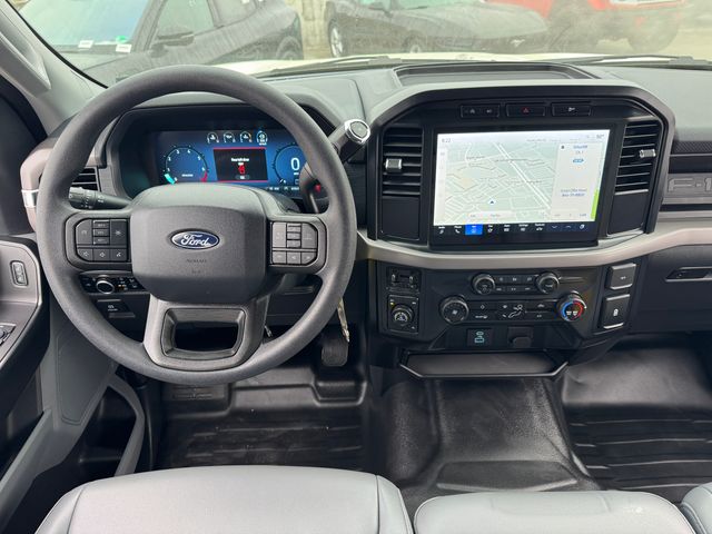 View vehicle photo 4