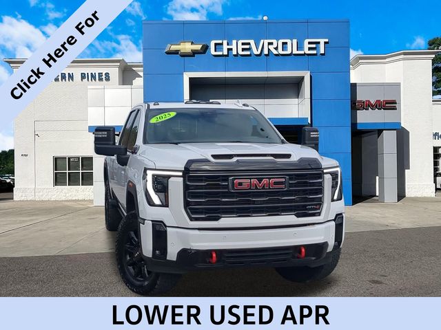 2025 GMC Sierra 2500HD AT4 Crew Cab 4WD