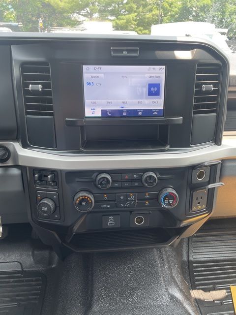 2025 Ford F-350 Super Duty XL