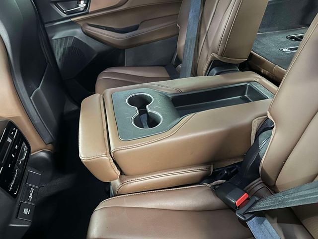 used 2023 Acura MDX car, priced at $39,650