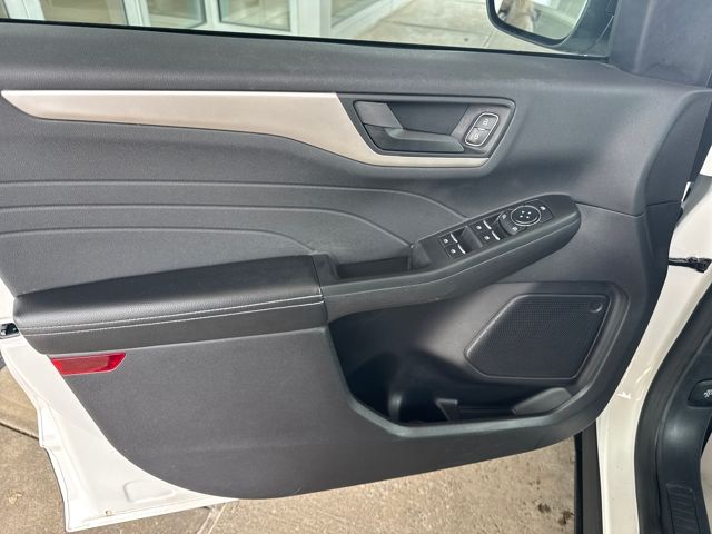 used 2022 Ford Escape car, priced at $20,818