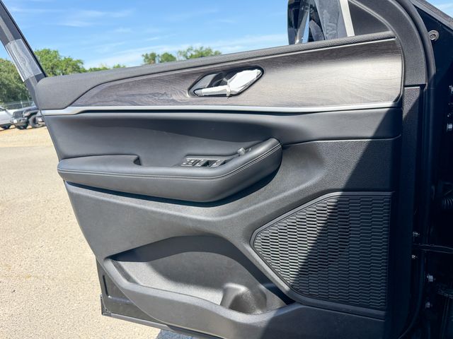 new 2026 Jeep Grand Cherokee car, priced at $37,525