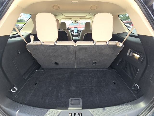 2023 Ford Explorer Limited:B02486