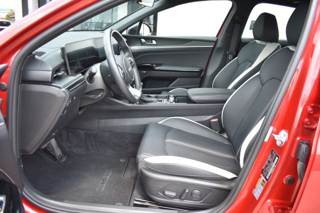 Used 2025 Kia K5 Sedan