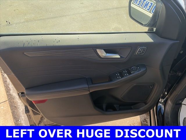 2024 Ford Escape Plug-In Hybrid Base - 9