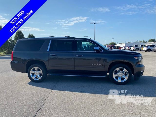 2017 Chevrolet Suburban Premier 34