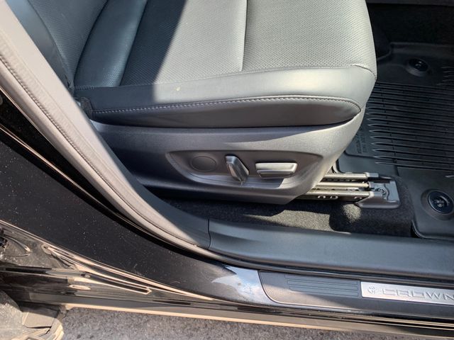 Used 2025 Toyota Crown Signia SUV