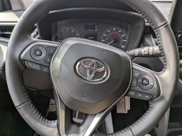 2024 Toyota Corolla Cross LE 15