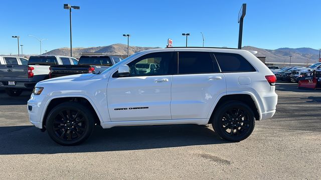 2018 Jeep Grand Cherokee Altitude 6