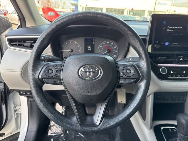 2023 Toyota Corolla Cross L 14