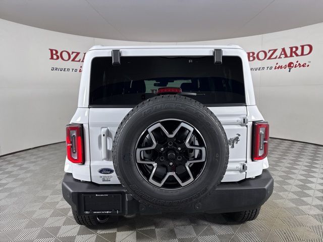 2025 Oxford White Ford Bronco Outer Banks 4X4 SUV