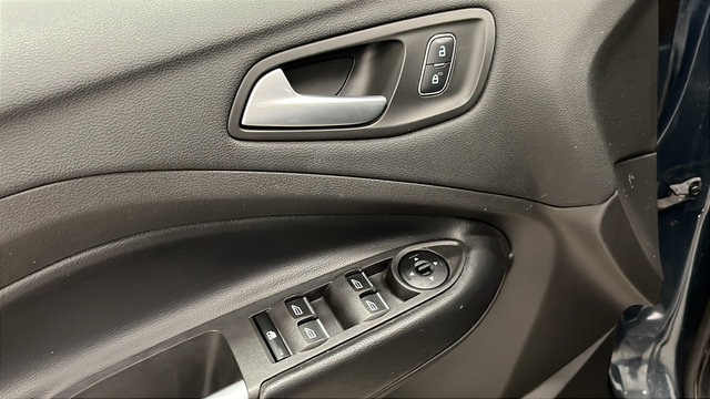 Used 2019 Sea Green Ford SEL image 20