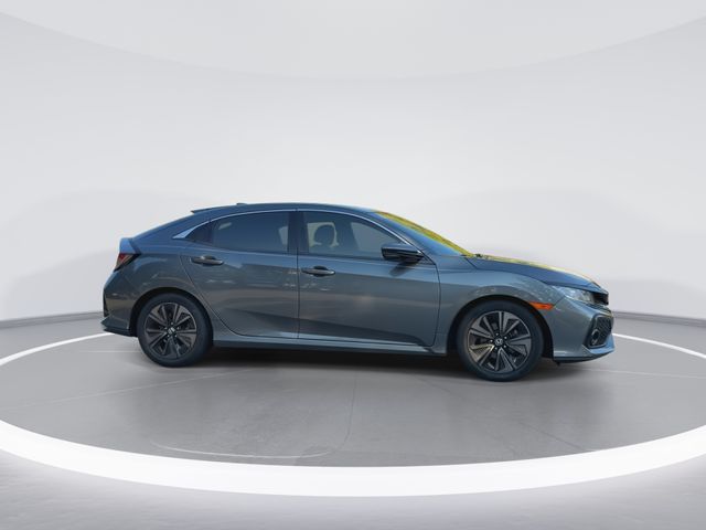 Used 2017  Honda EX image 9