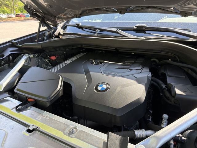 Used 2023 Gray BMW xDrive30i image 28