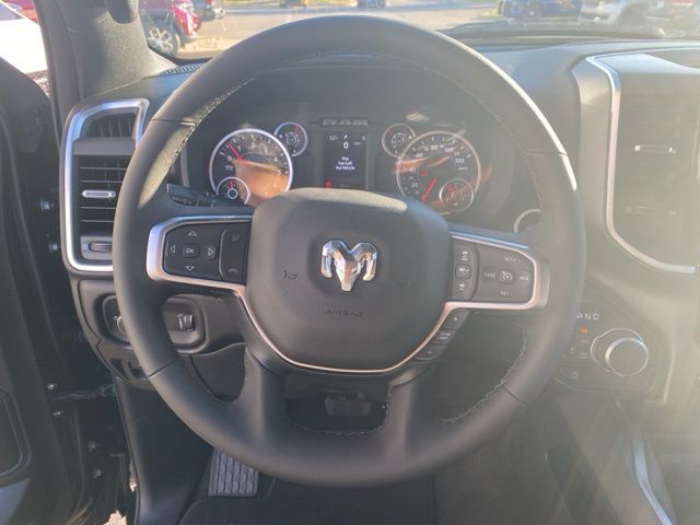 2026 Ram 1500 Big Horn/Lone Star - Diamond Black Crystal Pearlcoat exterior view 17