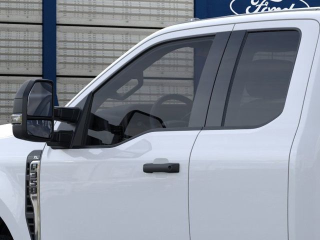2026 Ford F-350 Chassis XL