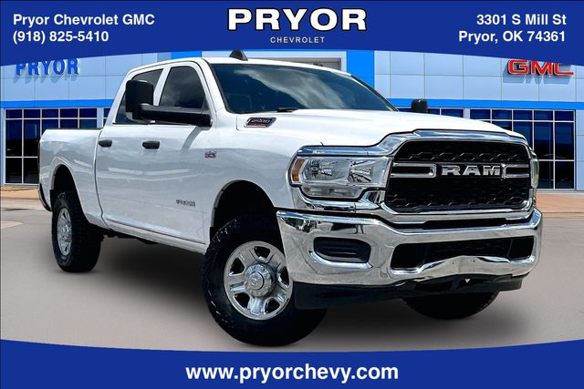 Bright White Clearcoat 2021 RAM 2500 Tradesman Crew Cab 4WD Pickup Truck Four-Wheel Drive 8-Speed Automatic