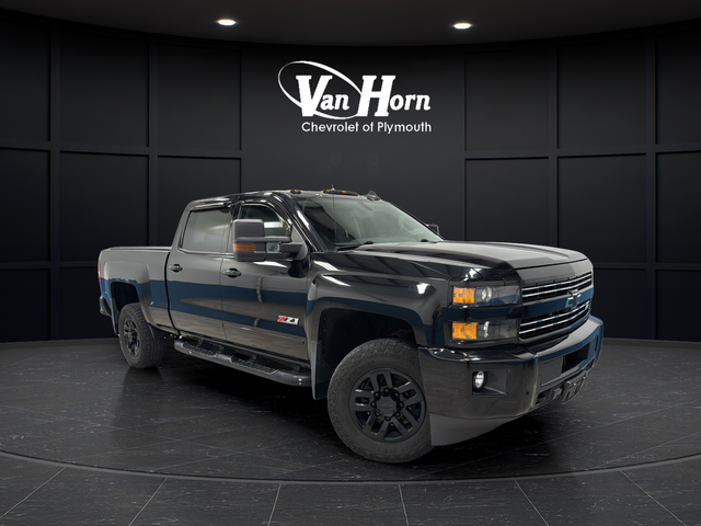 Black 2016 Chevrolet Silverado 2500HD Pickup Truck Four-Wheel Drive 6-Speed Automatic Overdrive