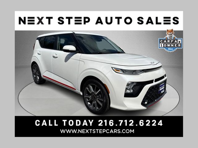 Snow White Pearl 2022 Kia Soul SUV / Crossover Front-Wheel Drive Continuously Variable Transmission
