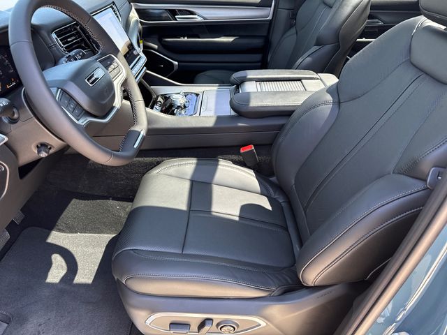 New 2026 Jeep Grand Wagoneer SUV