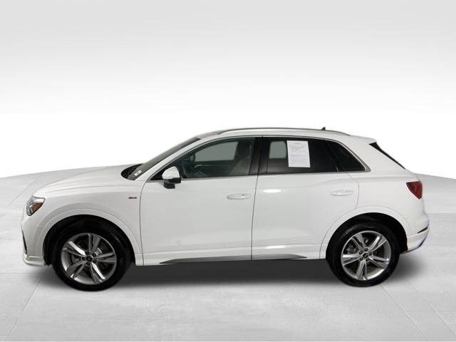 2022 Audi Q3 Premium Plus 4