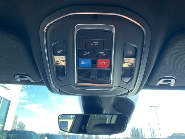 2026 Jeep Grand Wagoneer Limited - Pw7 exterior view 17