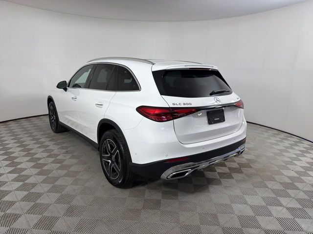 New 2026  Mercedes-Benz GLC 300 image 5
