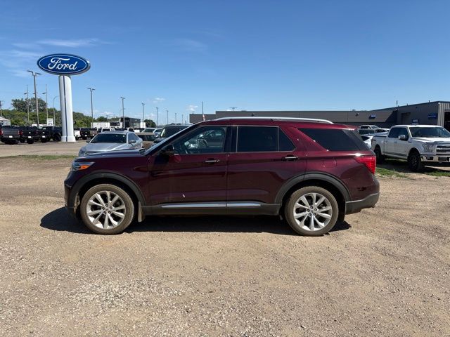 2022 Red Ford Explorer Platinum 4X4 SUV