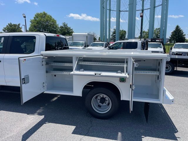 2025 Ford F-350 Super Duty XL