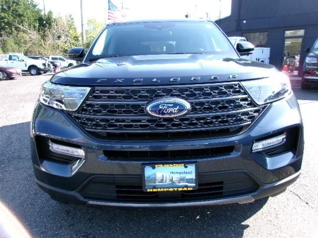 used 2022 Ford Explorer car, priced at $33,396