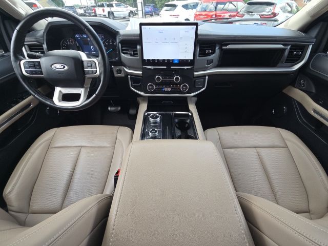 2022 Ford Expedition XLT:169442A2