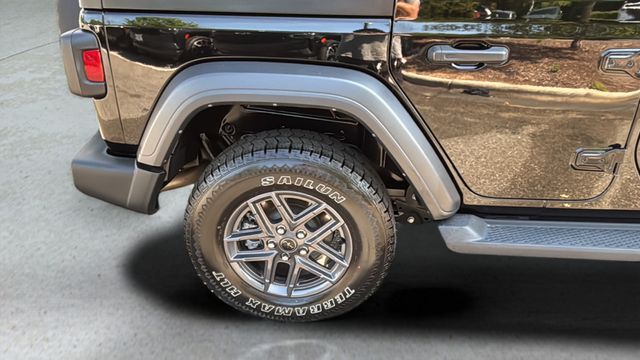 Used 2024 Black Jeep Sport S image 35