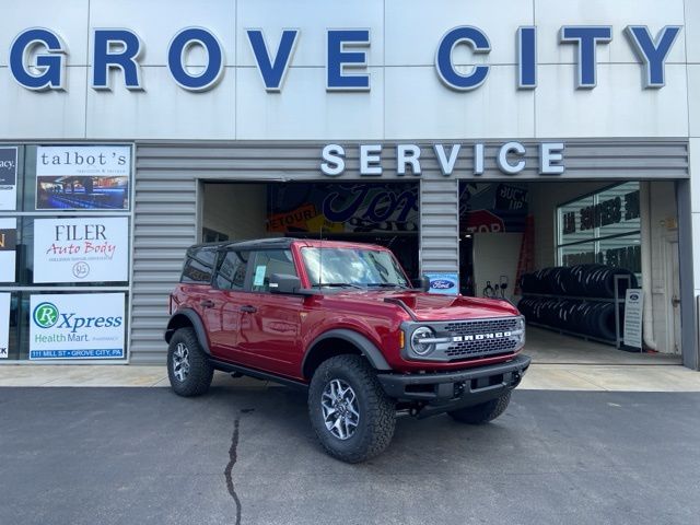 2025 Ford Bronco Badlands - 0